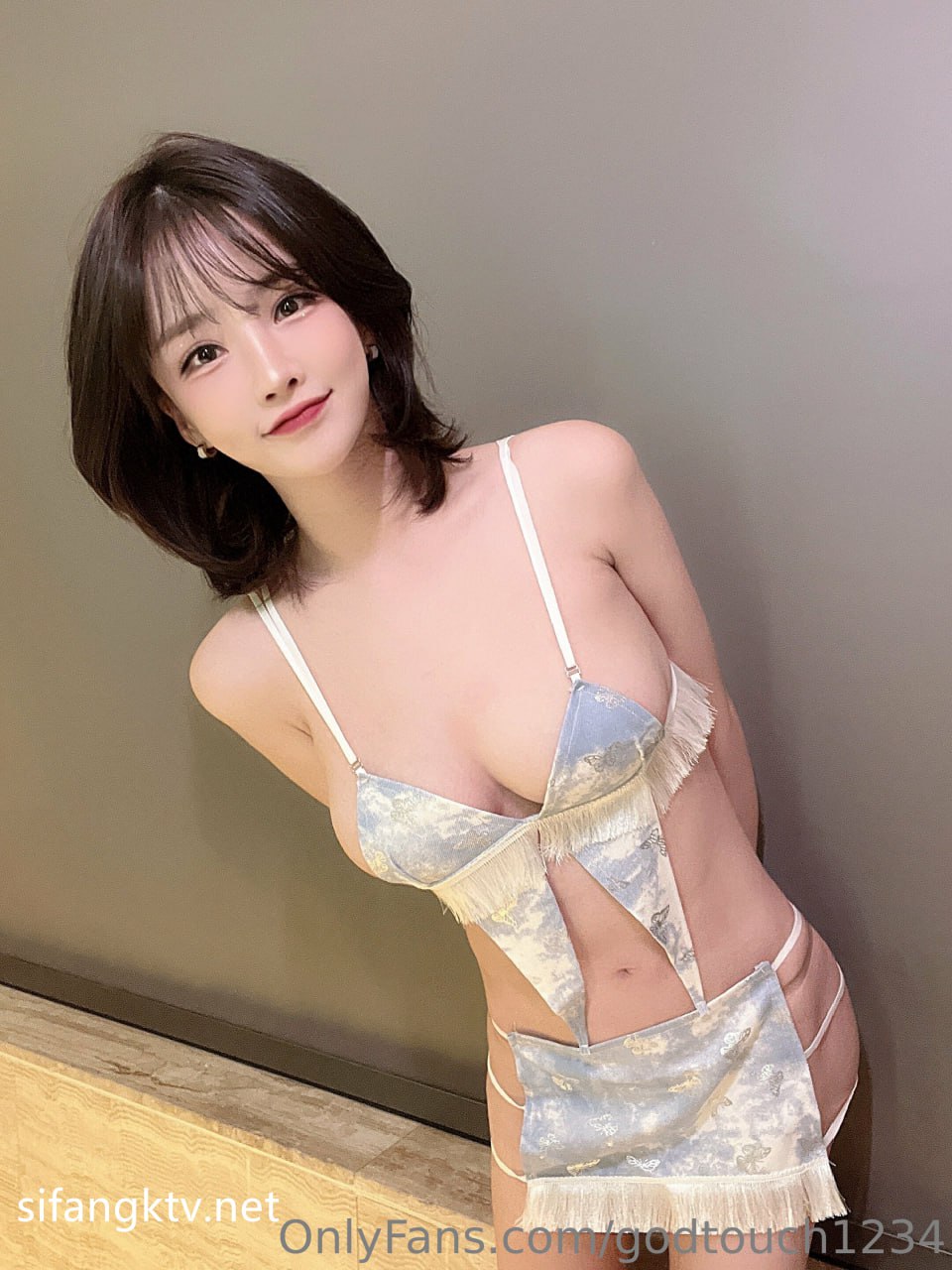 【2023-05-27】In the PC-room